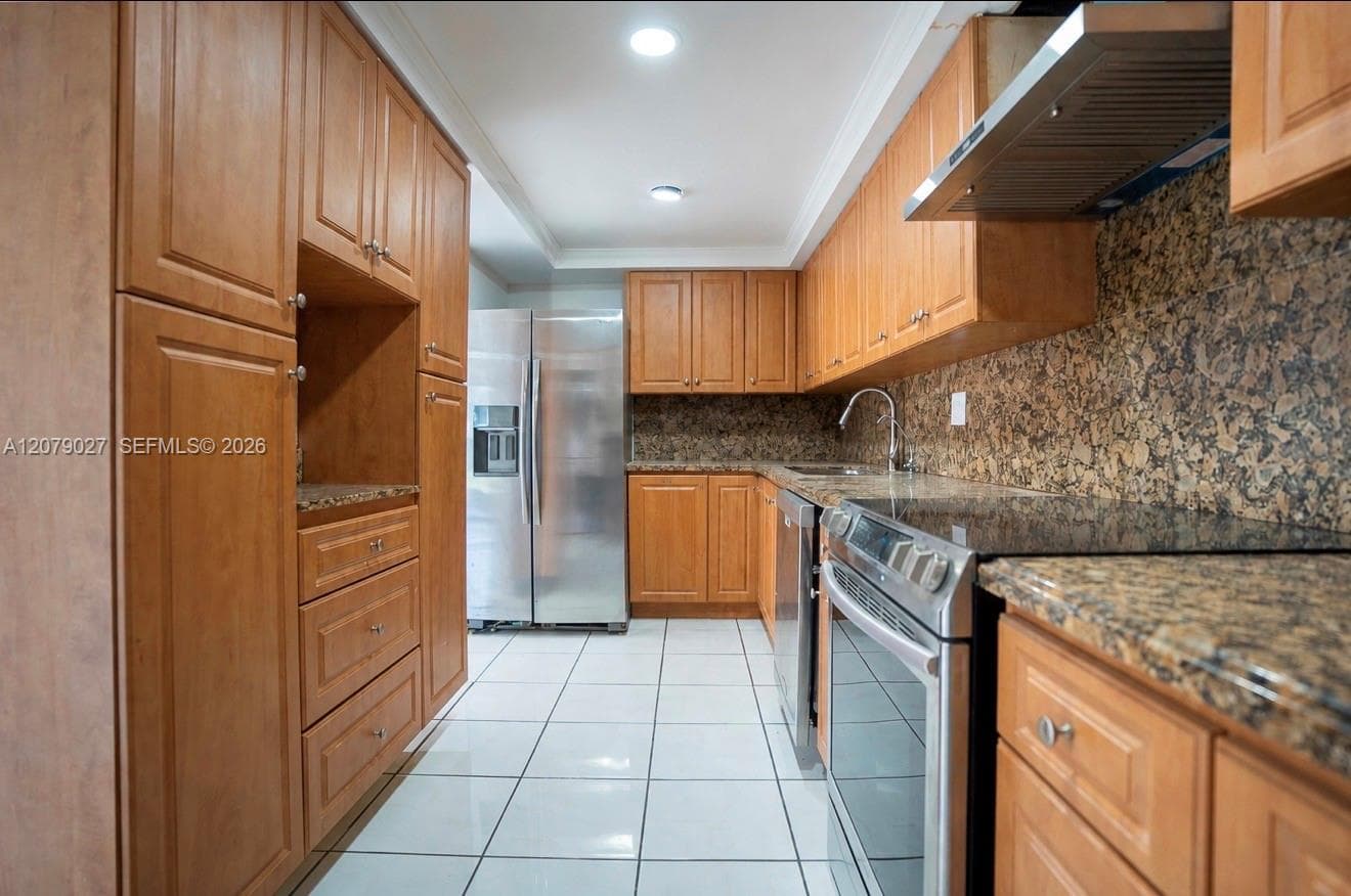 14295 Kendale Lakes Cir, Miami, FL 33183 photo 7
