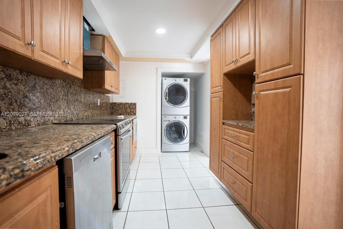 14295 Kendale Lakes Cir, Miami, FL 33183 photo 8