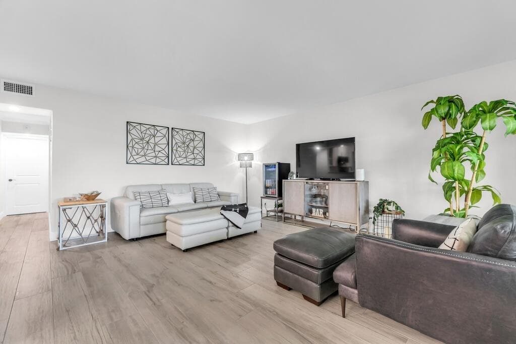 4848 NE 23RD Avenue # 8A, Fort Lauderdale, FL 33308 photo 10