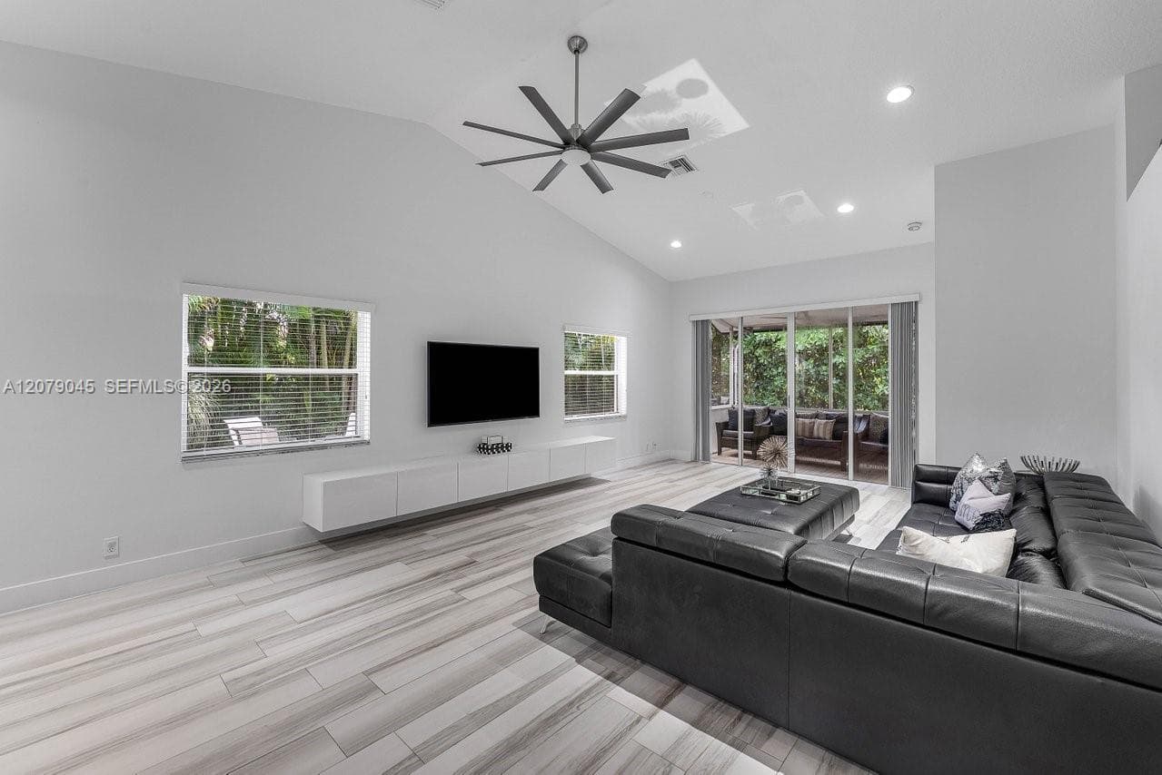 18425 Via Di Verona, Boca Raton, FL 33496 photo 12