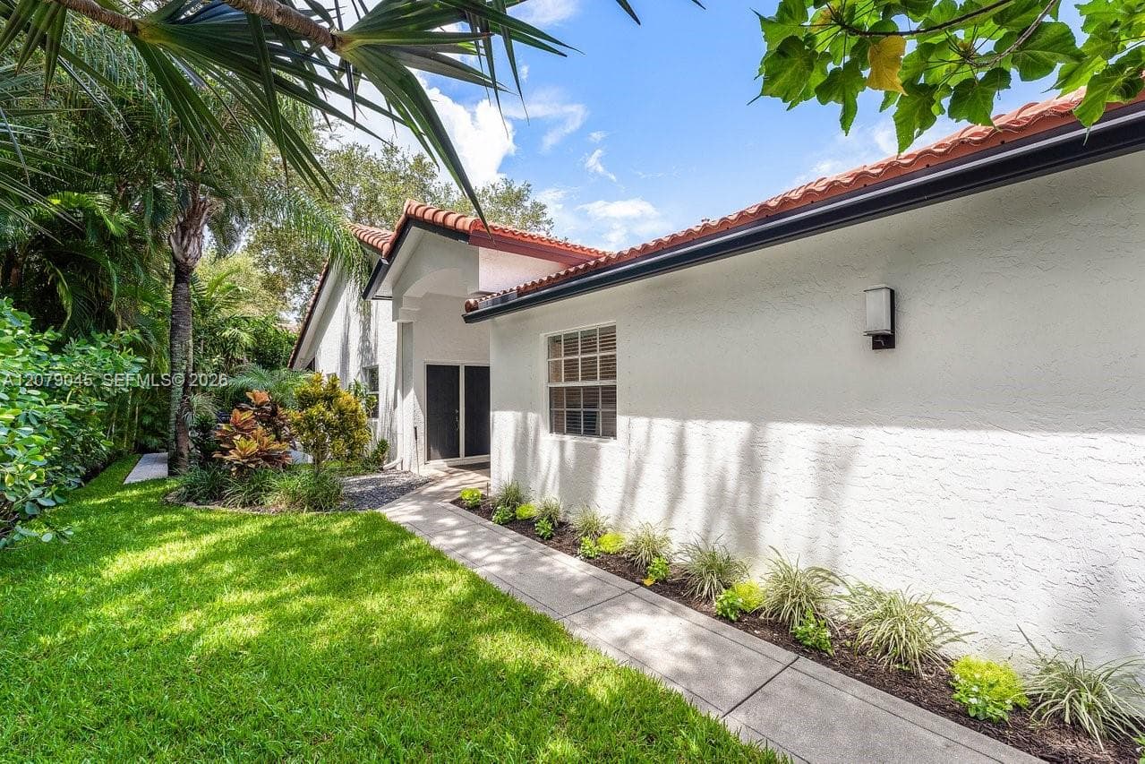 18425 Via Di Verona, Boca Raton, FL 33496 photo 4