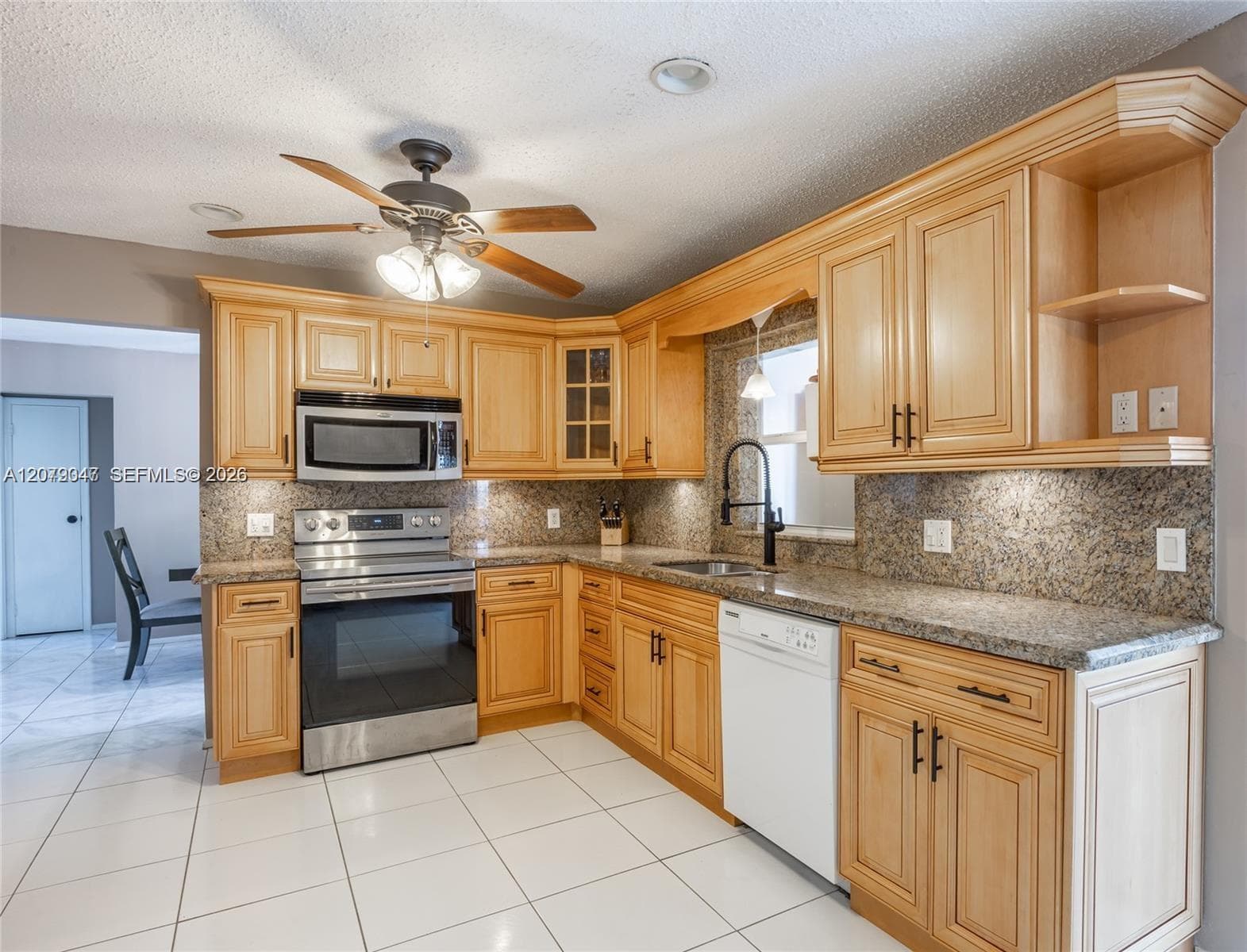 8350 NW 27th Pl, Sunrise, FL 33322 photo 5