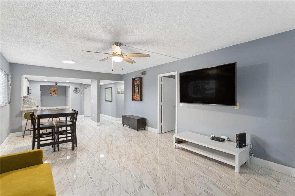 6600 ROYAL PALM Boulevard # 215B, Margate, FL 33063 photo 2