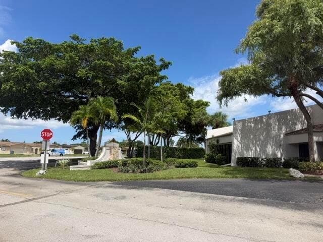 6600 ROYAL PALM Boulevard # 215B, Margate, FL 33063 photo 7