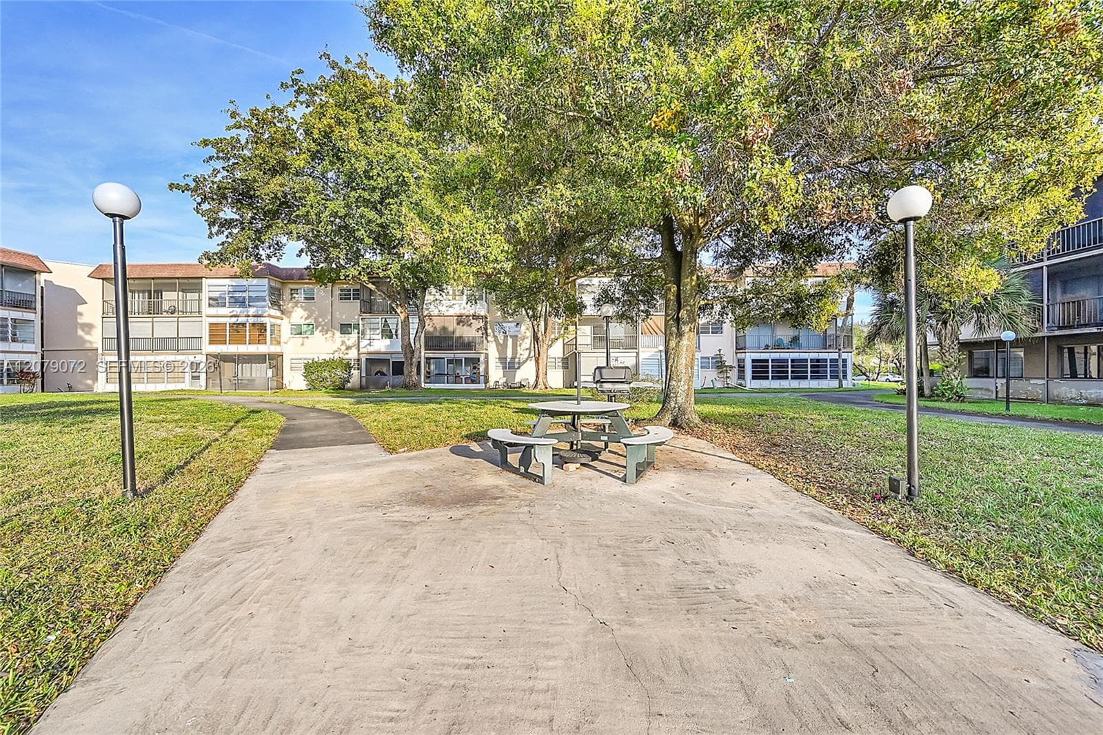 1801 NW 75th Ave # 305, Plantation, FL 33313 photo 10