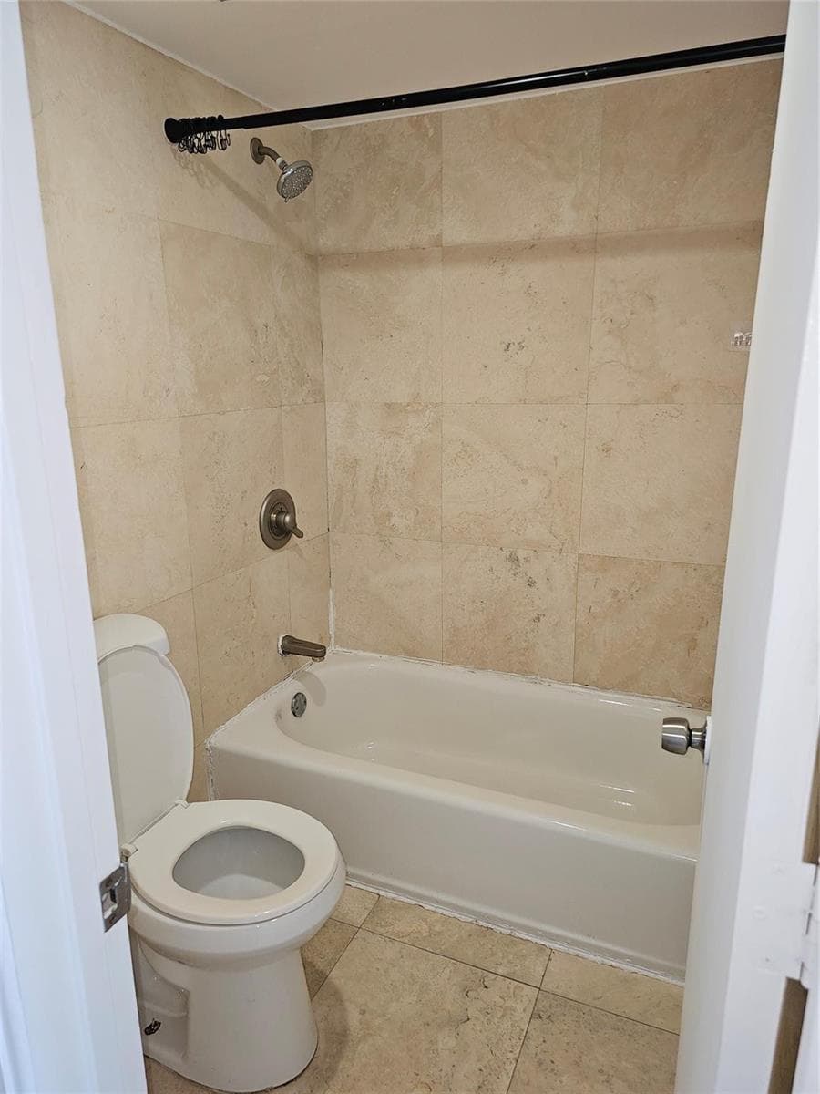 500 BAYVIEW Drive # 817, Sunny Isles Beach, FL 33160 photo 10
