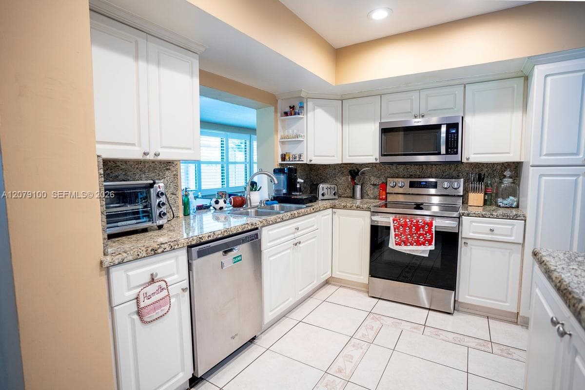 4301 Adams St, Hollywood, FL 33021 photo 9