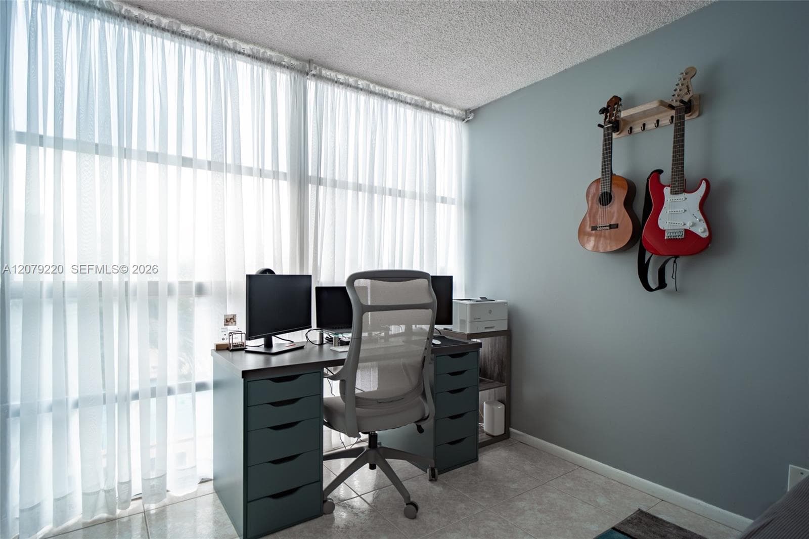 2001 Atlantic Shores Blvd # 320, Hallandale Beach, FL 33009