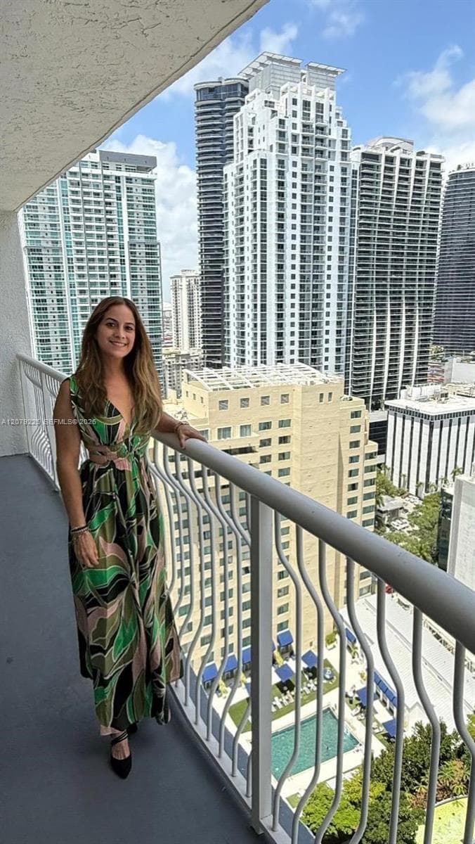1200 Brickell Bay Dr # 3318, Miami, FL 33131 photo 3