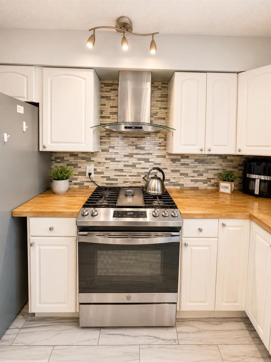 10720 NW 26TH Place, Sunrise, FL 33322 photo 9