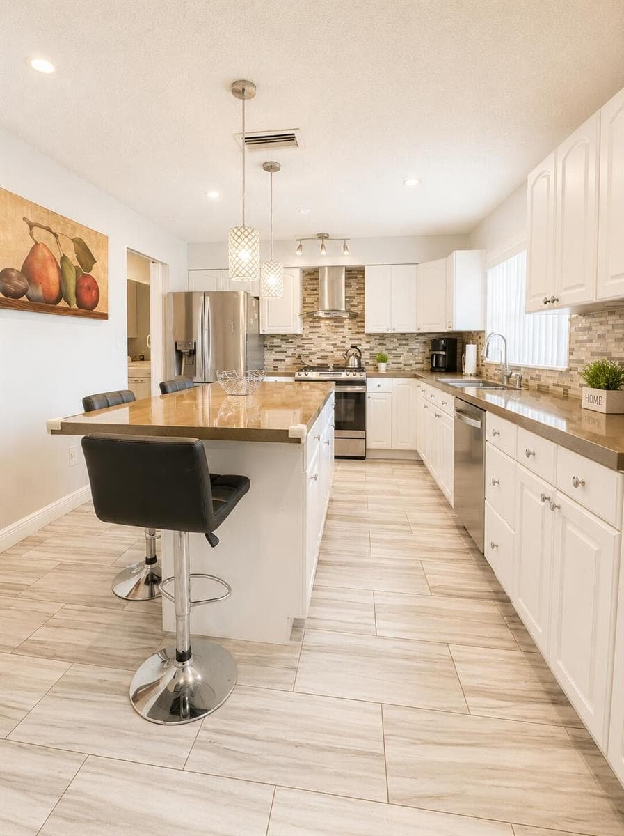 10720 NW 26TH Place, Sunrise, FL 33322 photo 10
