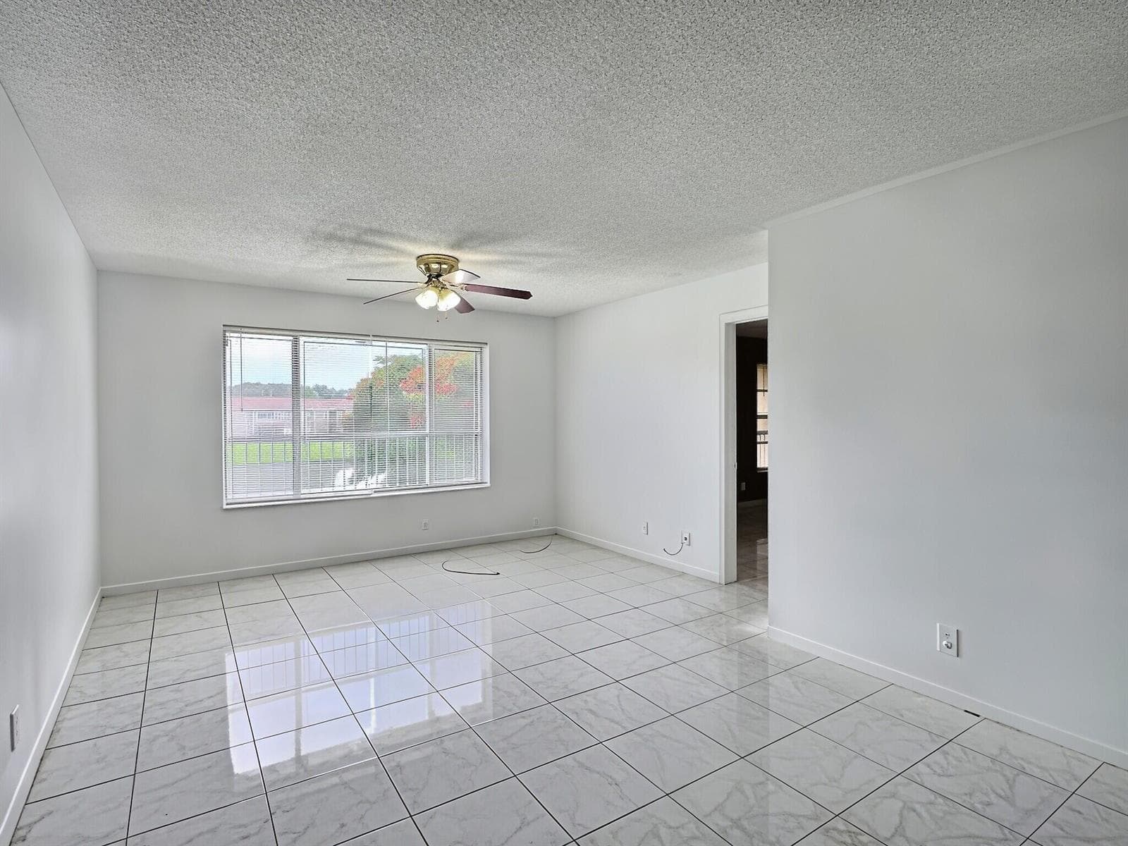 889 TWIN LAKES Drive # 1-J, Coral Springs, FL 33071 photo 6