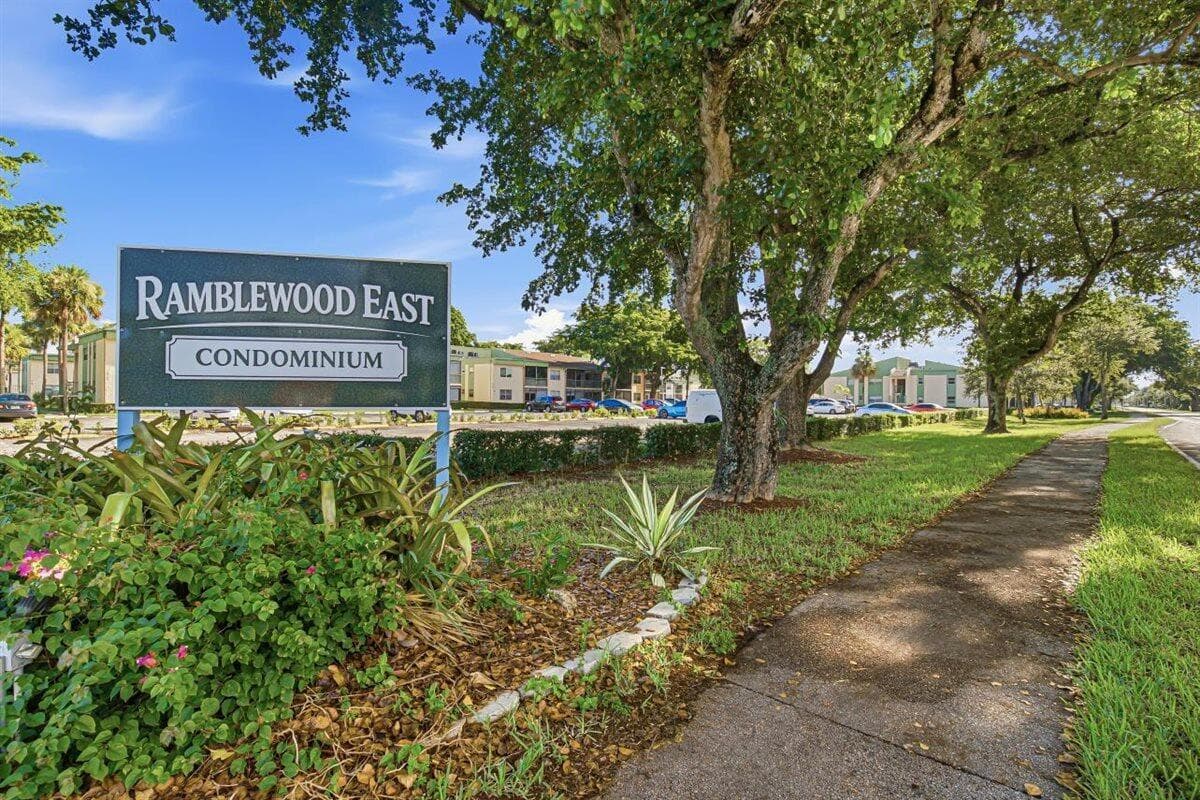 4151 NW 90th Avenue # 207, Coral Springs, FL 33065