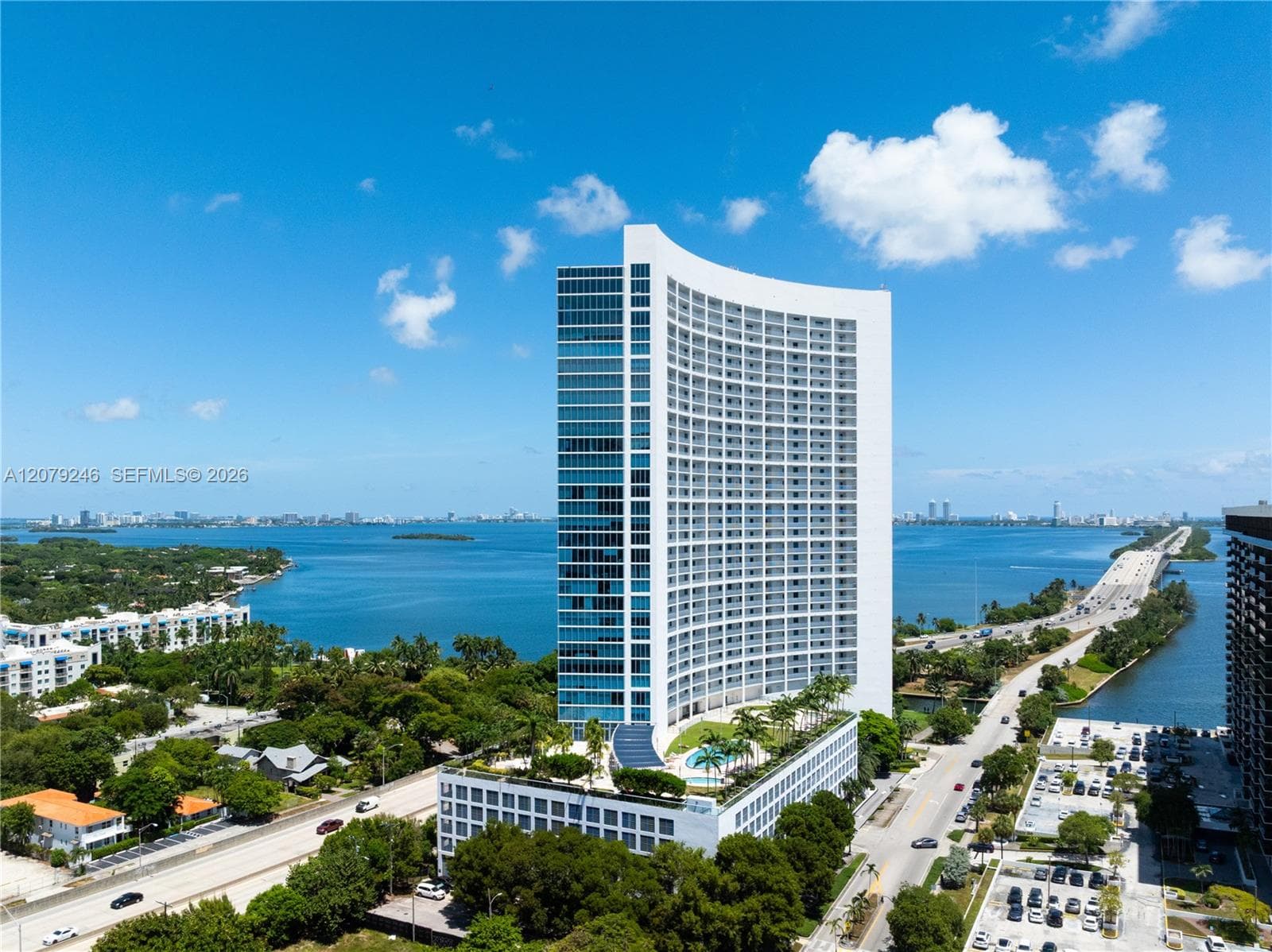 601 NE 36th St # 1412, Miami, FL 33137