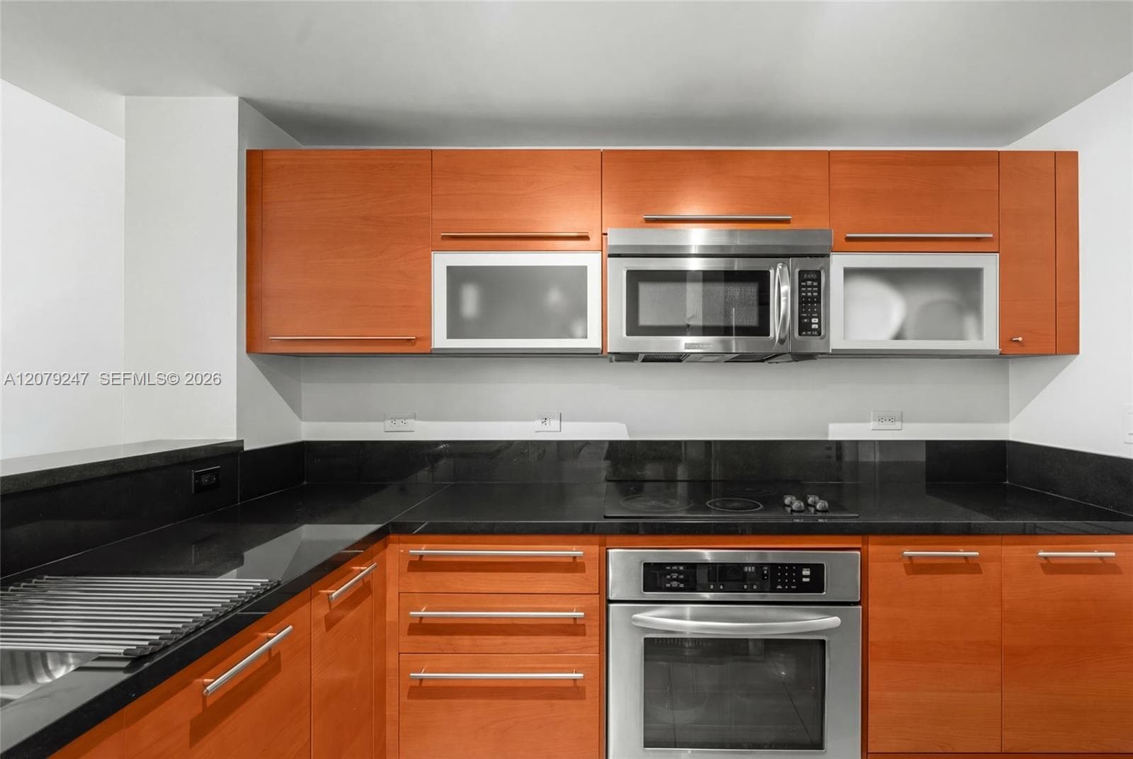 253 NE 2nd St # 1007, Miami, FL 33132 photo 11