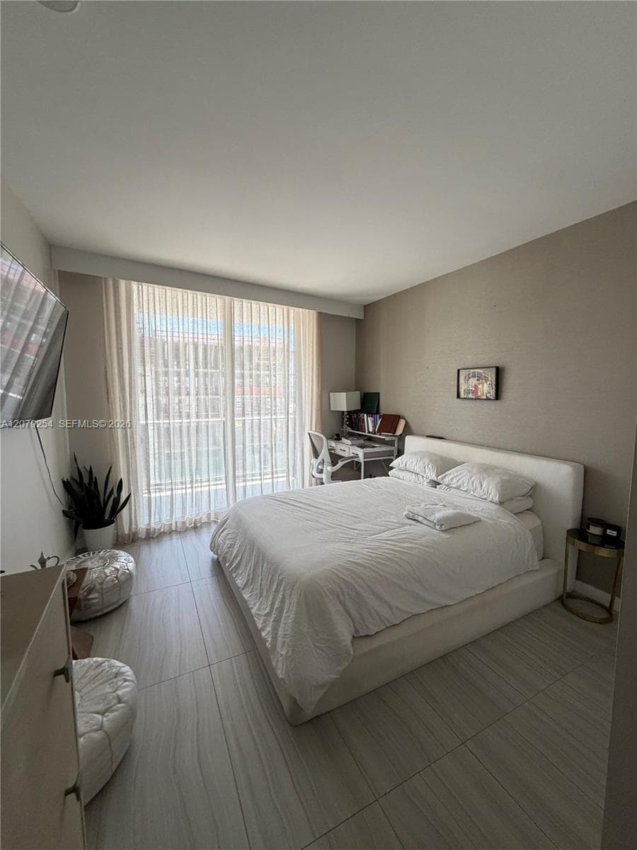 1010 SW 2nd Ave # 1601, Miami, FL 33130 photo 7