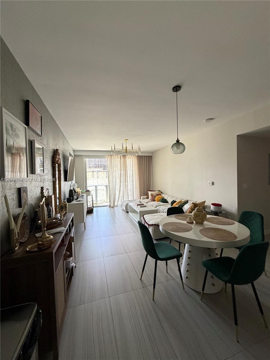 1010 SW 2nd Ave # 1601, Miami, FL 33130 photo 4