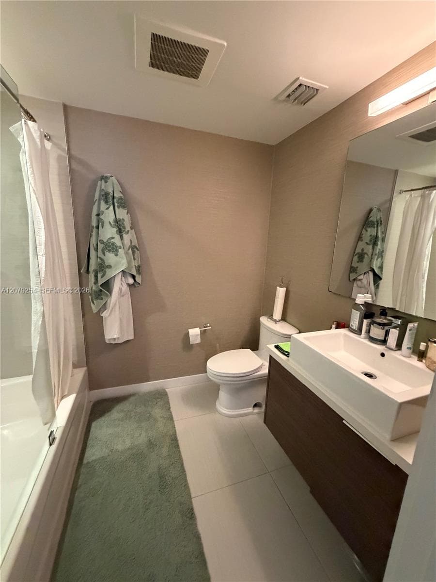 1010 SW 2nd Ave # 1601, Miami, FL 33130 photo 8