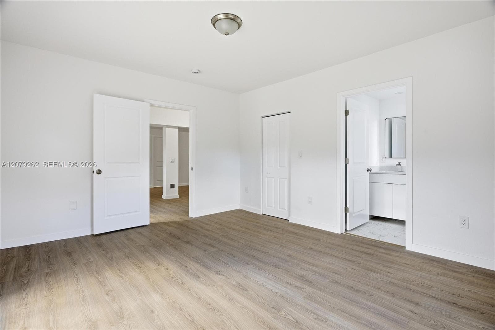 465 NE 165th St, Miami, FL 33162 photo 13
