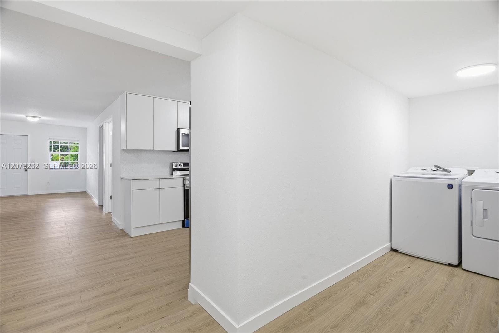 465 NE 165th St, Miami, FL 33162 photo 8