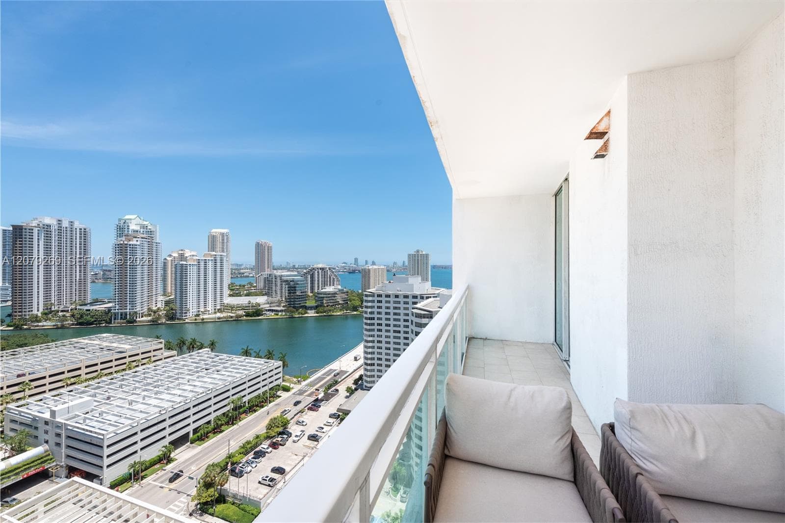 950 Brickell Bay Dr # 2304, Miami, FL 33131 photo 6