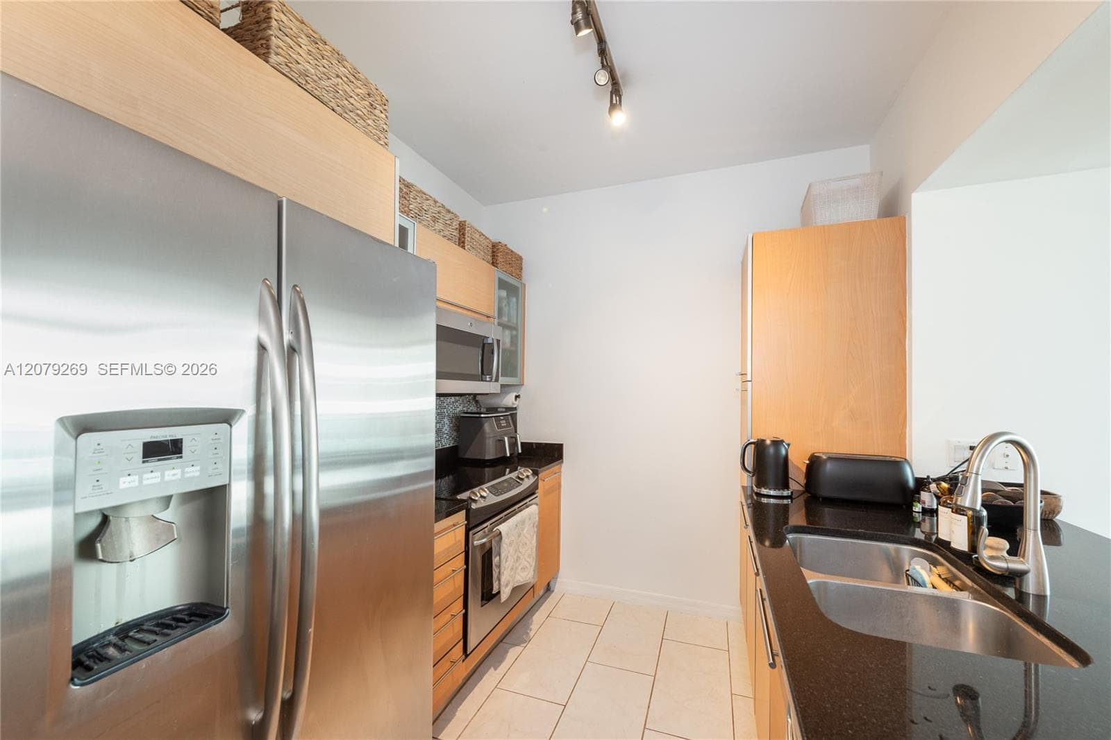 950 Brickell Bay Dr # 2304, Miami, FL 33131 photo 10
