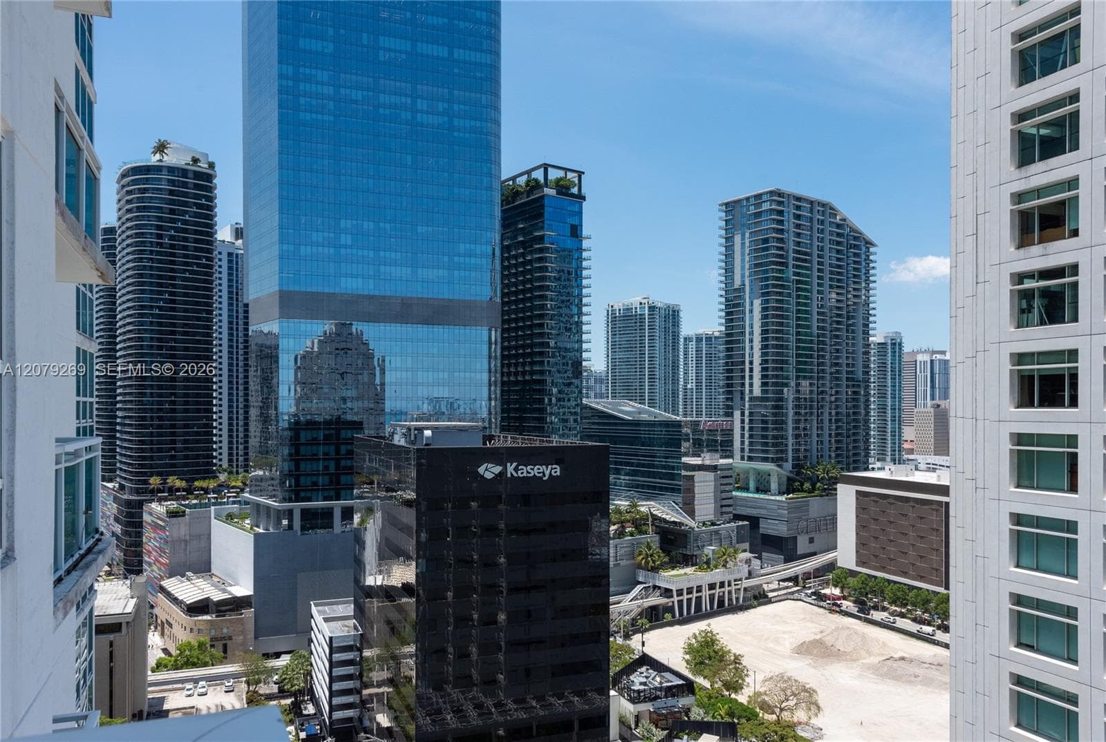 950 Brickell Bay Dr # 2304, Miami, FL 33131 photo 4