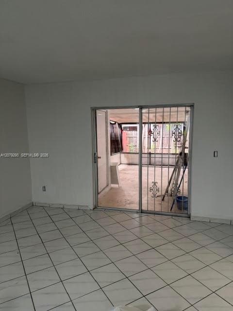 5924 W 21st Ct, Hialeah, FL 33016 photo 5