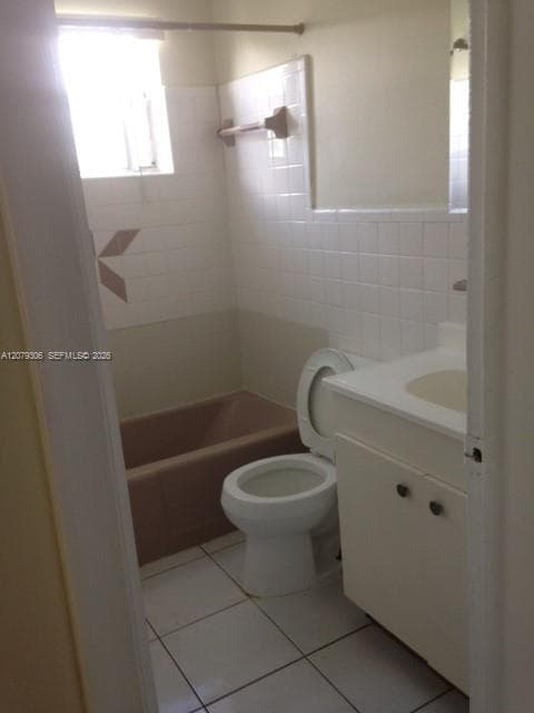 2220 Pierce St # 9, Hollywood, FL 33020 photo 11