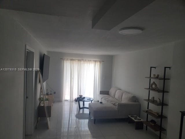 677 SW 9th Ave # 405, Miami, FL 33130 photo 2