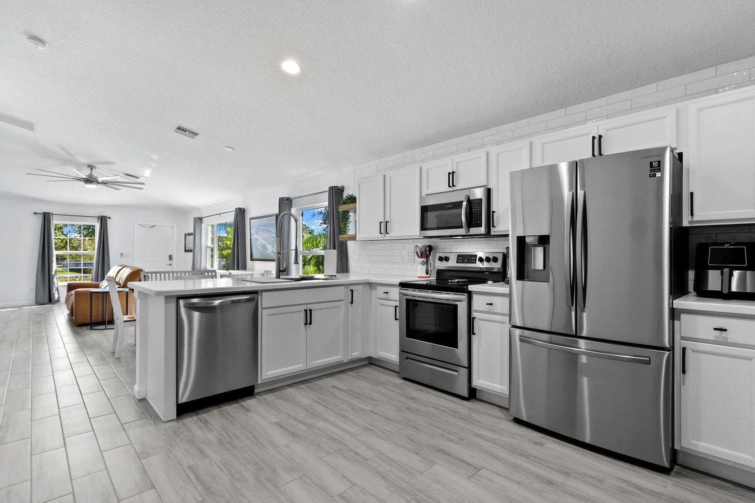 5032 SE FLOUNDER Avenue, Stuart, FL 34997 photo 3