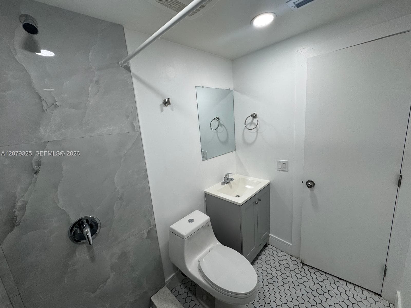 1943 NW 2nd ct # 3, Miami, FL 33136 photo 9