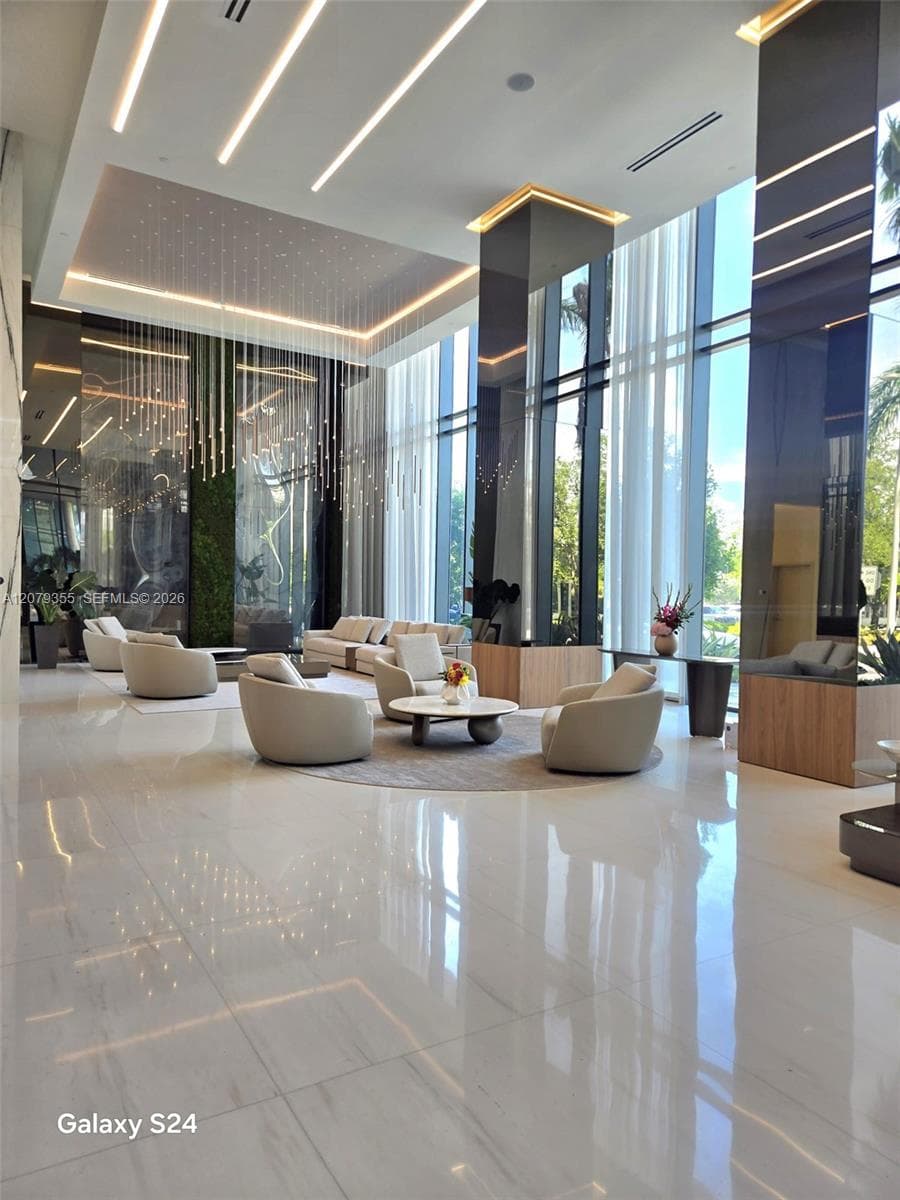 1170 E Hallandale Beach Blvd # 907, Hallandale Beach, FL 33009