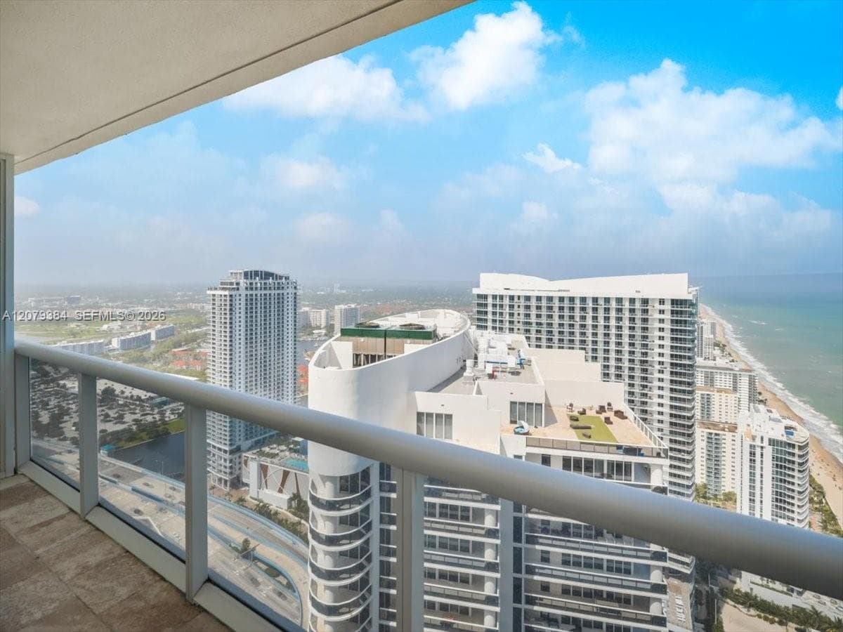 1830 S Ocean Dr # 5009, Hallandale Beach, FL 33009 photo 2