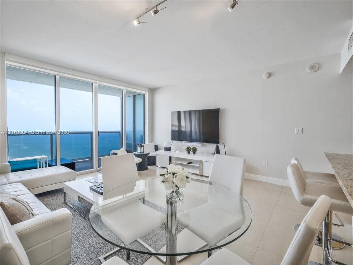 1830 S Ocean Dr # 5009, Hallandale Beach, FL 33009 photo 5