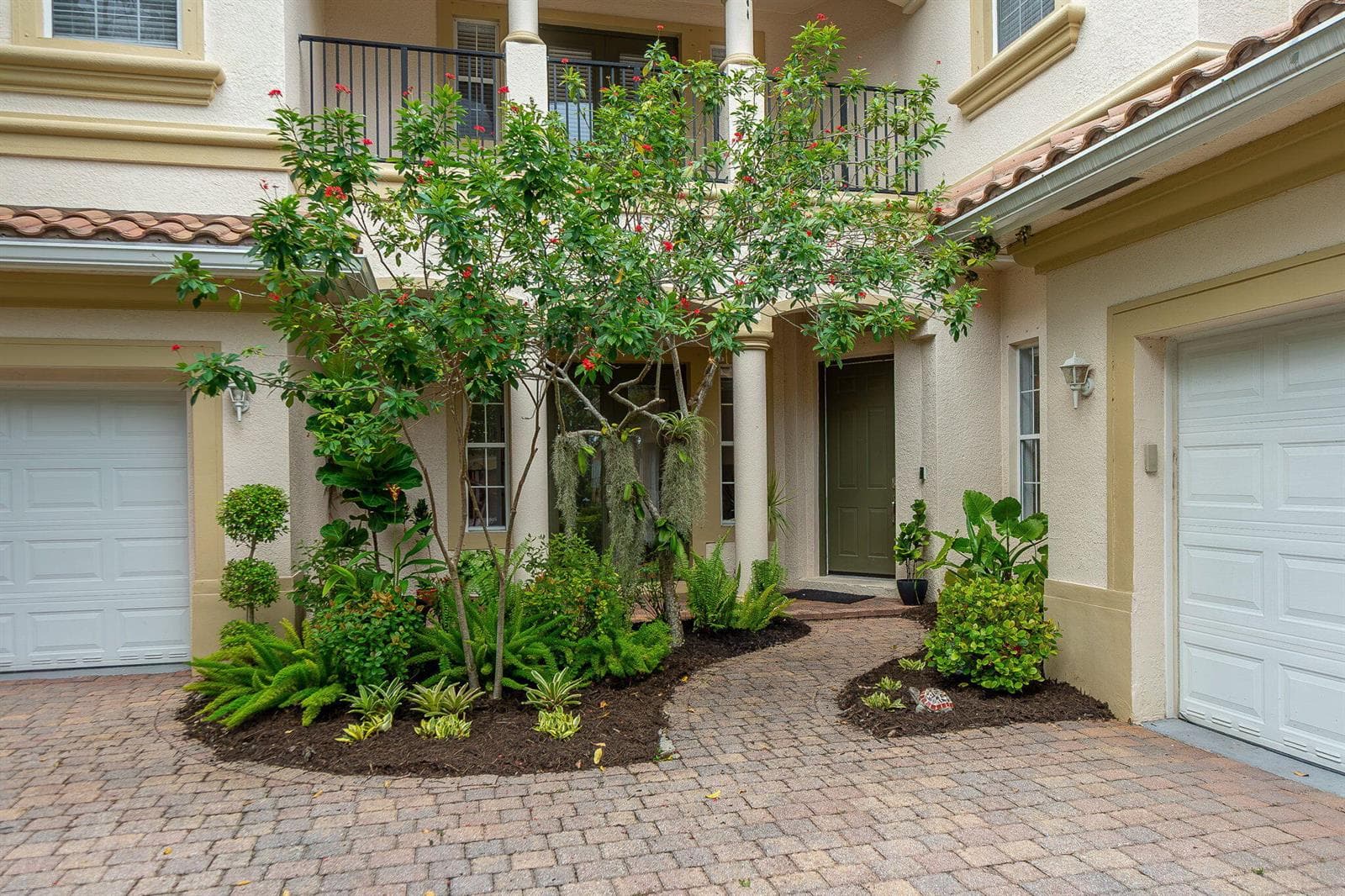428 Cresta Circle, West Palm Beach, FL 33413 photo 3