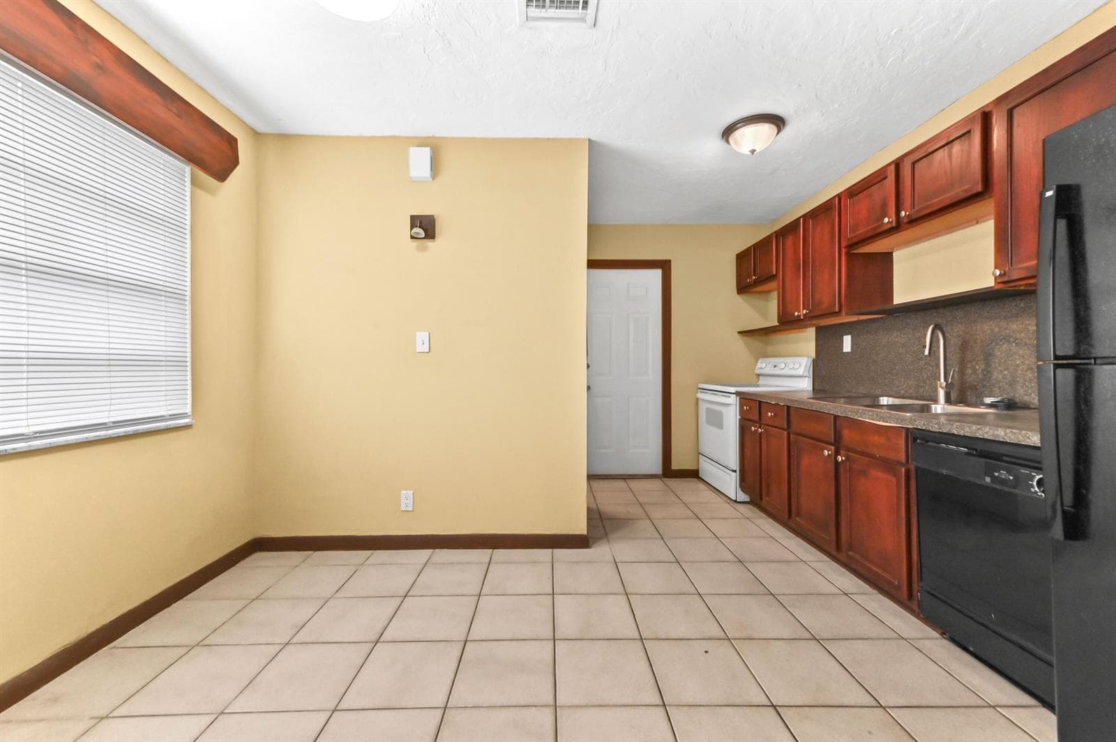811 32nd Street, West Palm Beach, FL 33407 photo 8