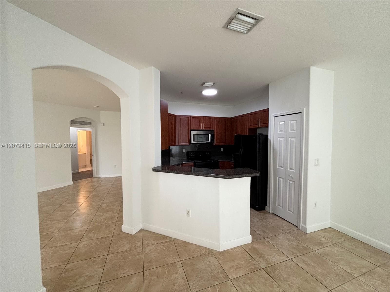 10132 NW 7th St # 102, Miami, FL 33172 photo 3
