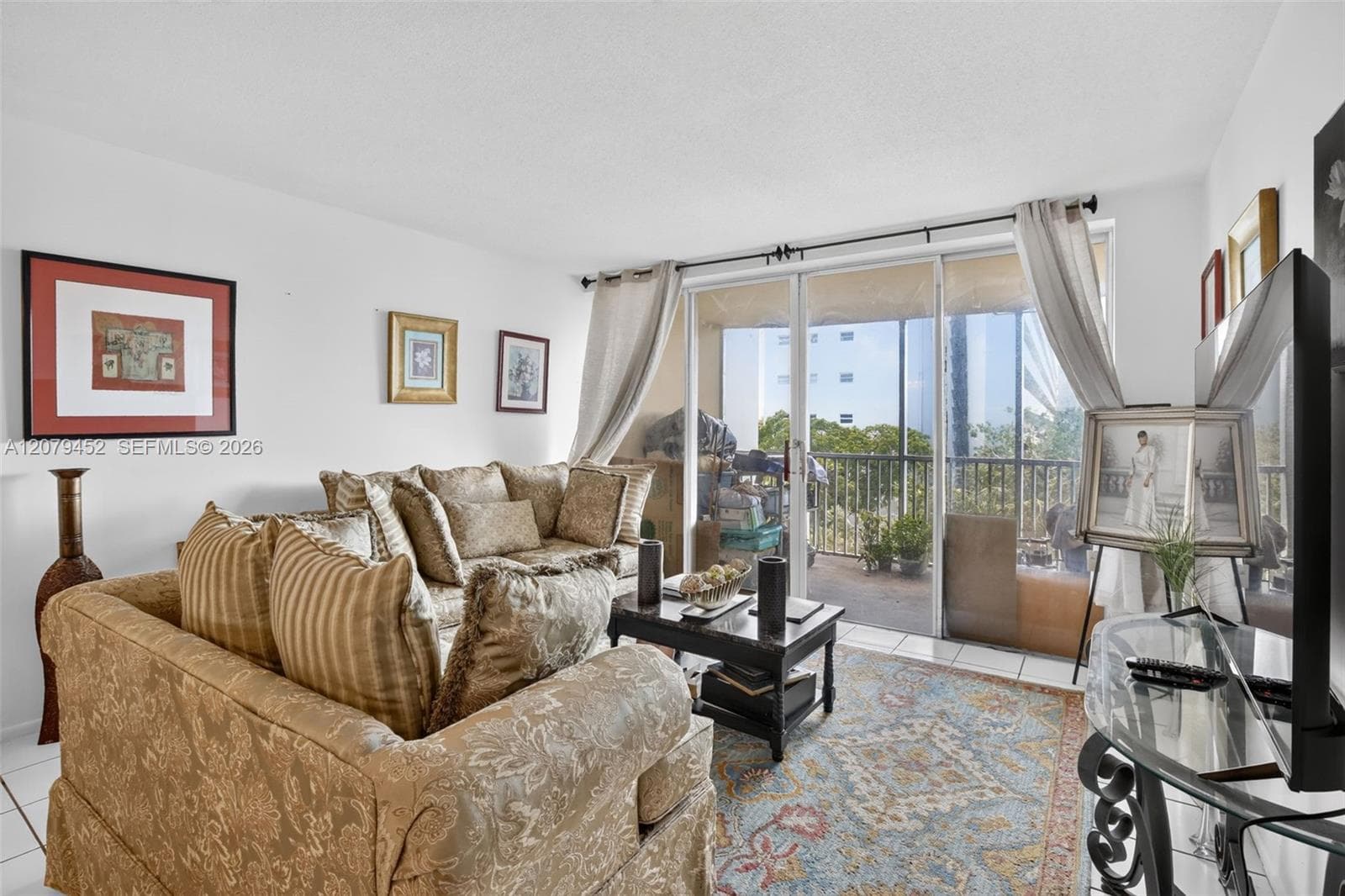 1770 NE 191st St # 401-1, Miami, FL 33179 photo 2