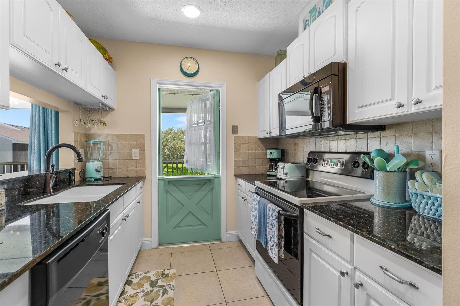 3209 S Lakeview Circle # 8202, Hutchinson Island, FL 34949 photo 11