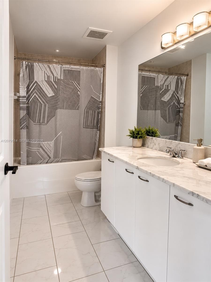133 NE 2nd Ave # 2113, Miami, FL 33132 photo 7