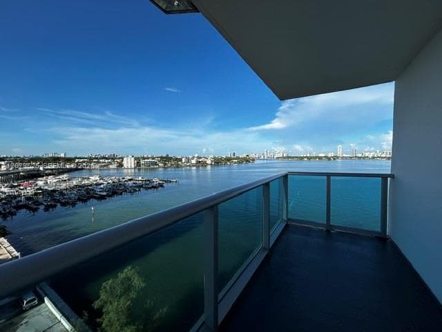 7525 E Treasure Dr # 1008, North Bay Village, FL 33141 photo 4
