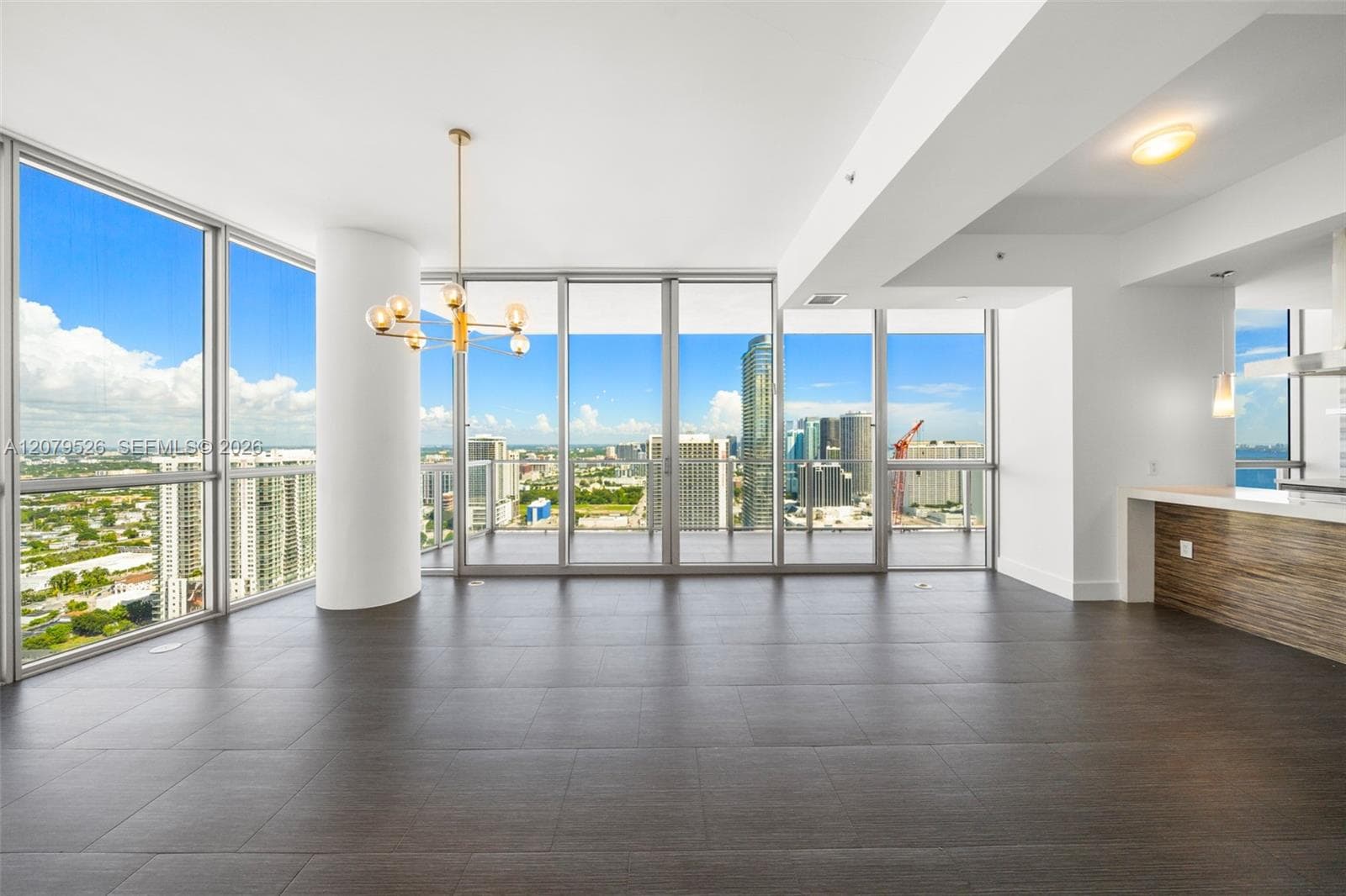 1100 Biscayne Blvd # 3805, Miami, FL 33132 photo 4