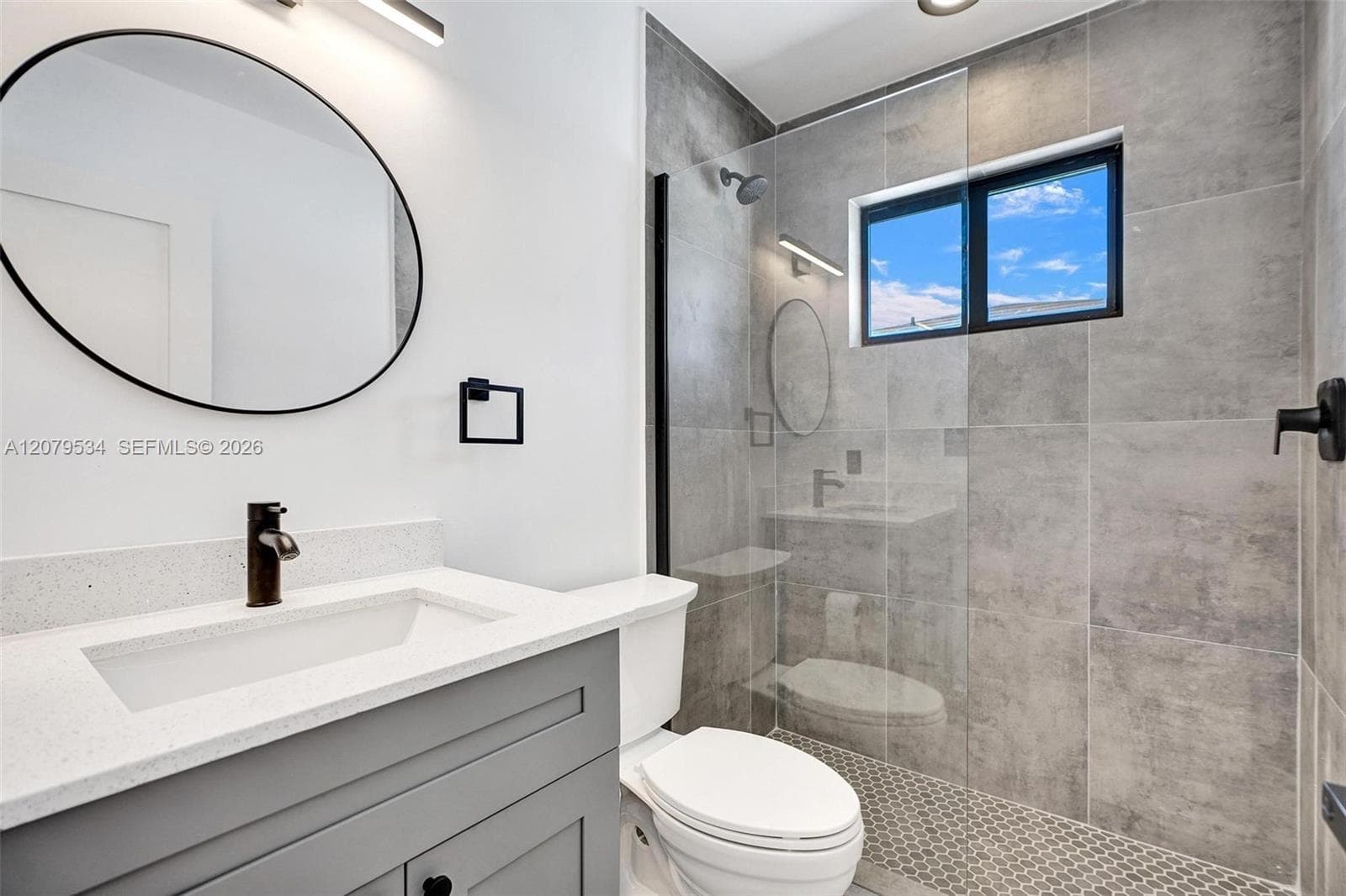 2255 NE 173rd St, North Miami Beach, FL 33160 photo 7