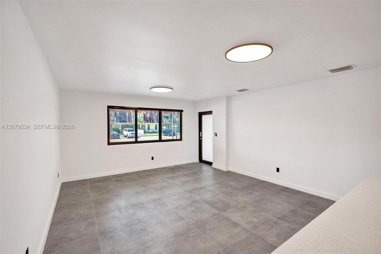 2255 NE 173rd St, North Miami Beach, FL 33160 photo 11