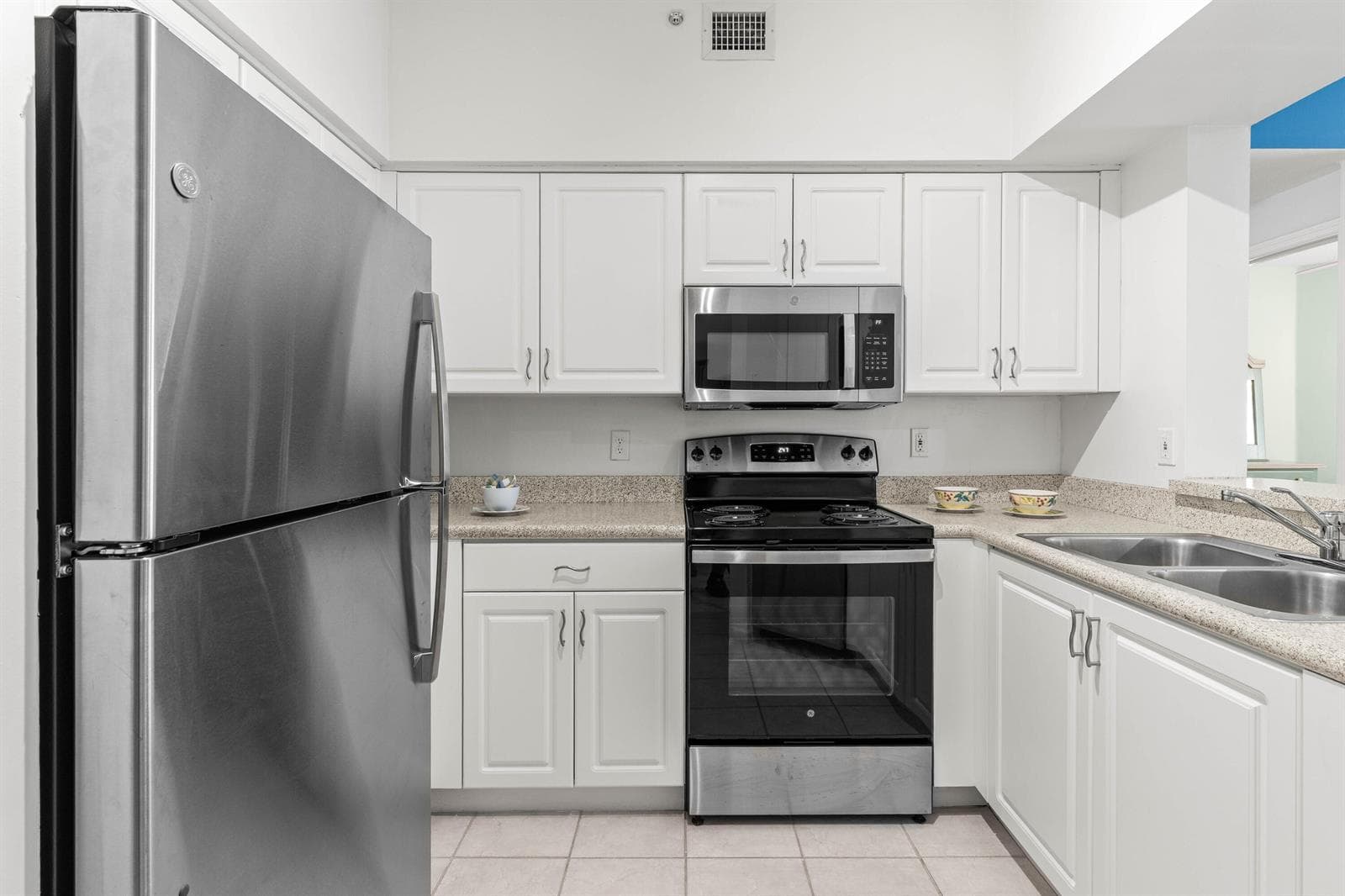 1957 BRANDYWINE Road # 207, West Palm Beach, FL 33409 photo 2
