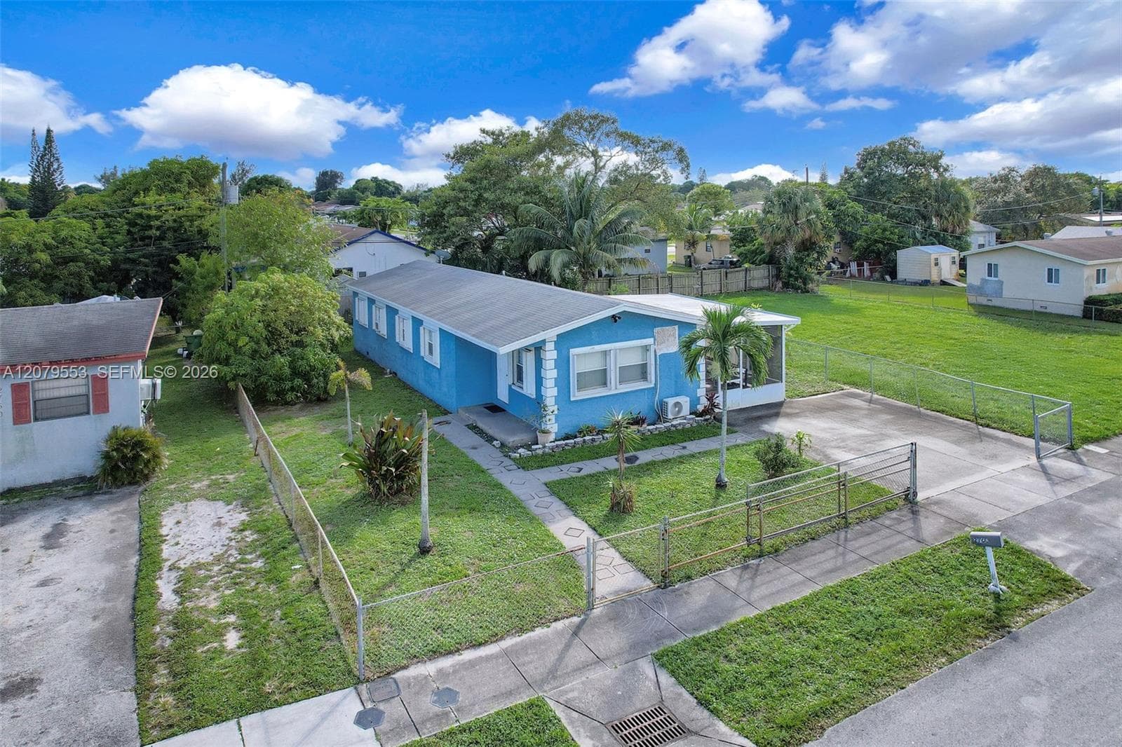 2760 NW 23rd St, Fort Lauderdale, FL 33311 photo 3