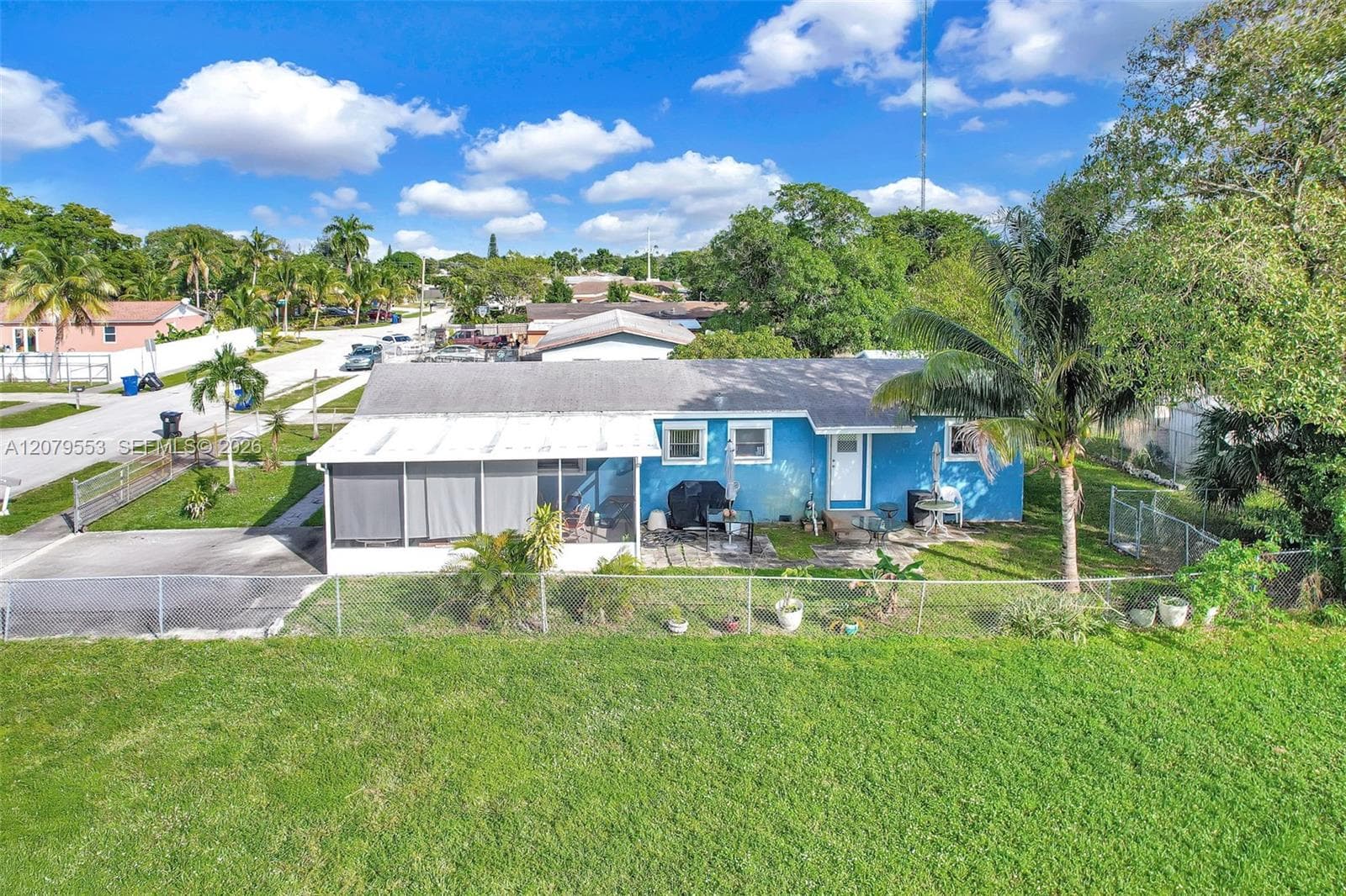 2760 NW 23rd St, Fort Lauderdale, FL 33311 photo 5