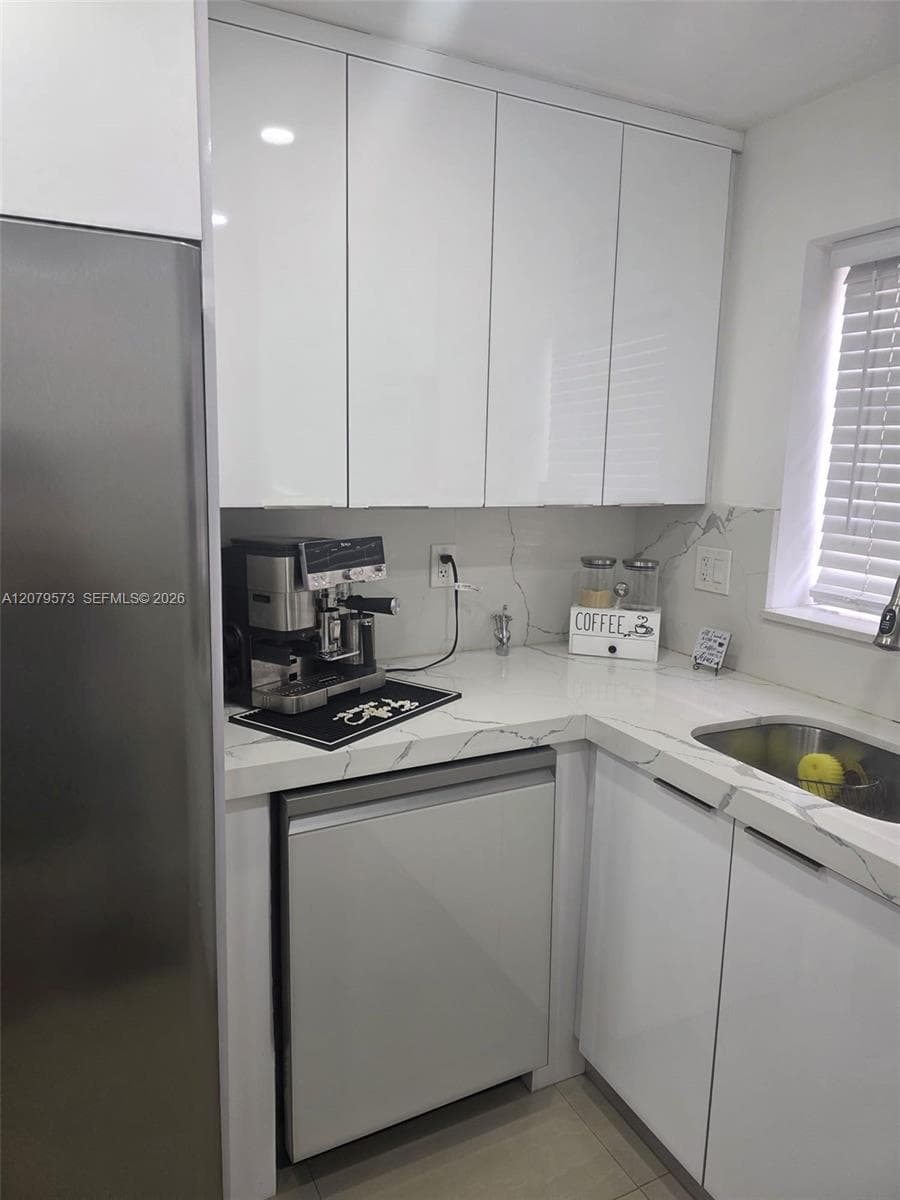 715 NW 30th Ct # 1, Wilton Manors, FL 33311 photo 8