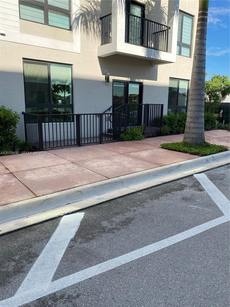 8301 NW 41st St # B-110, Doral, FL 33166 photo 7